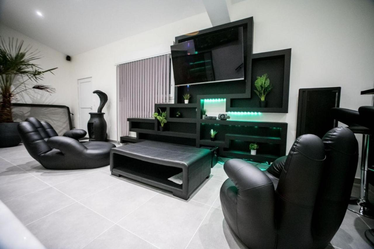 Mezza 47 Spa Precy-sur-Oise Exterior photo